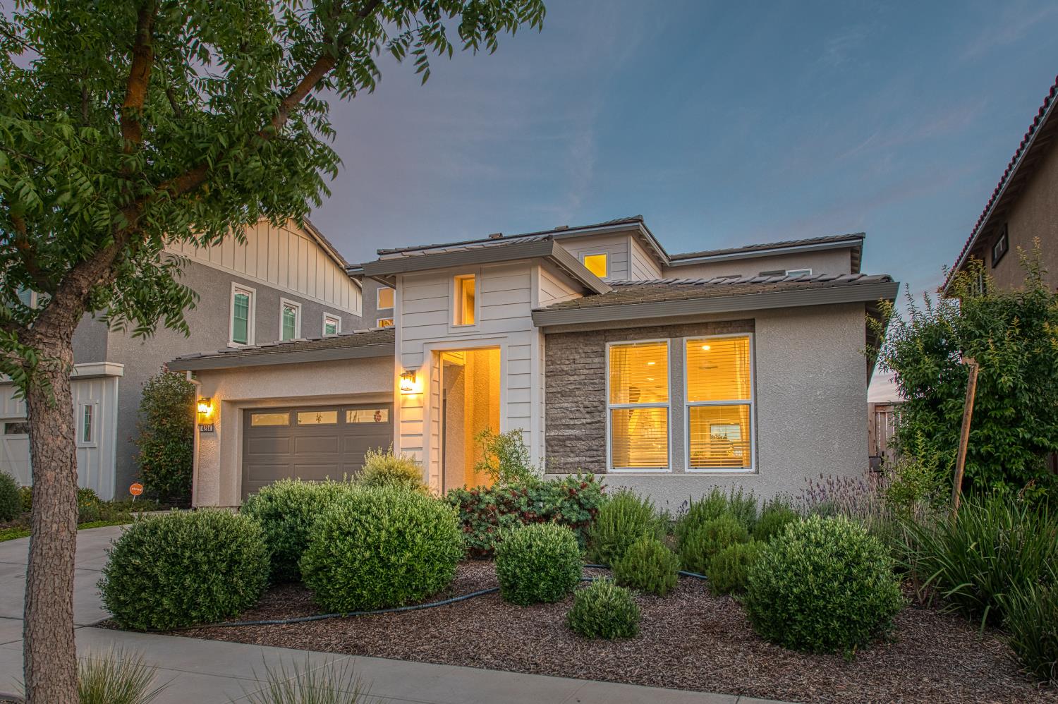 4284 Hillside Rd, Madera, CA 93636