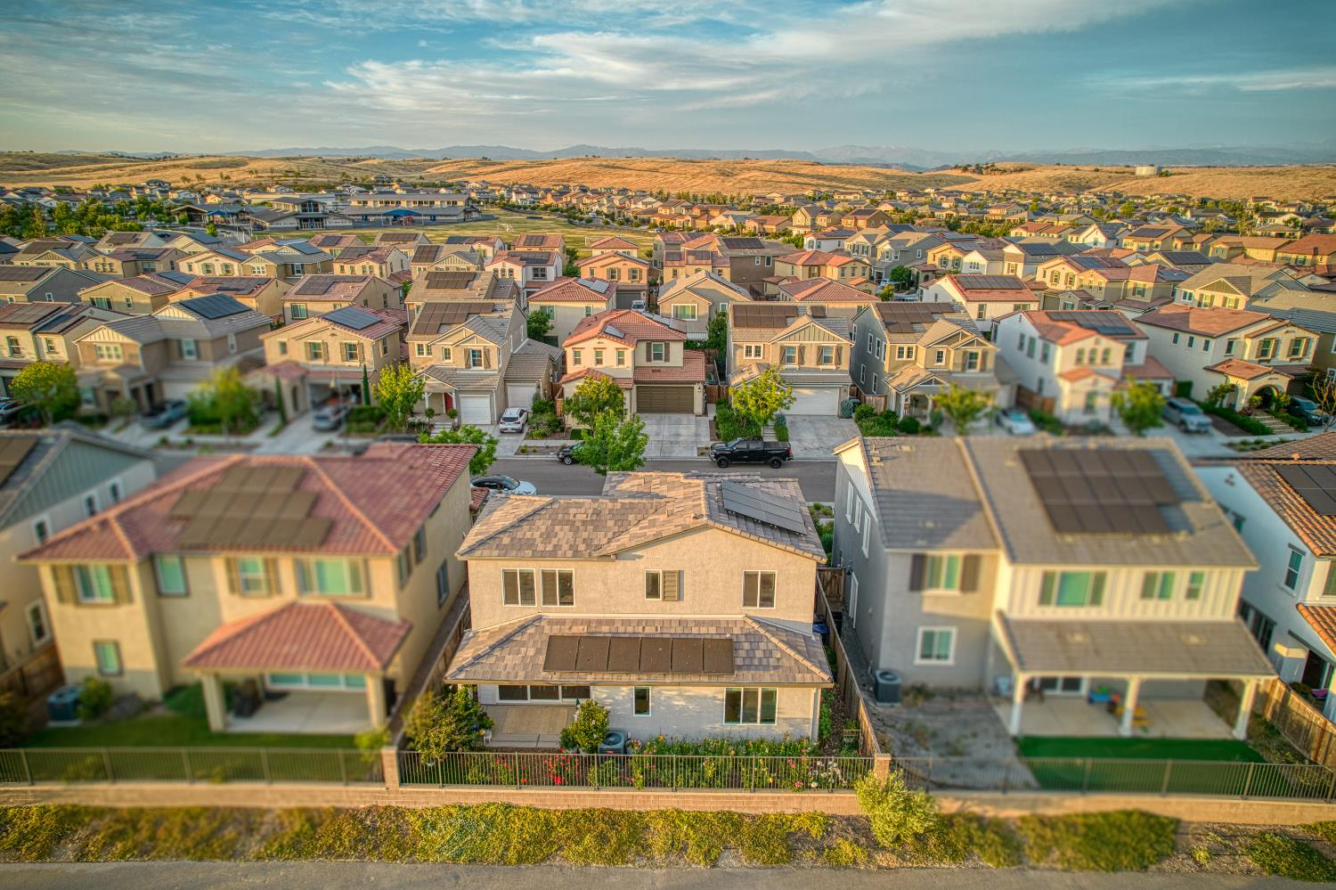 4284 Hillside Rd, Madera, CA 93636