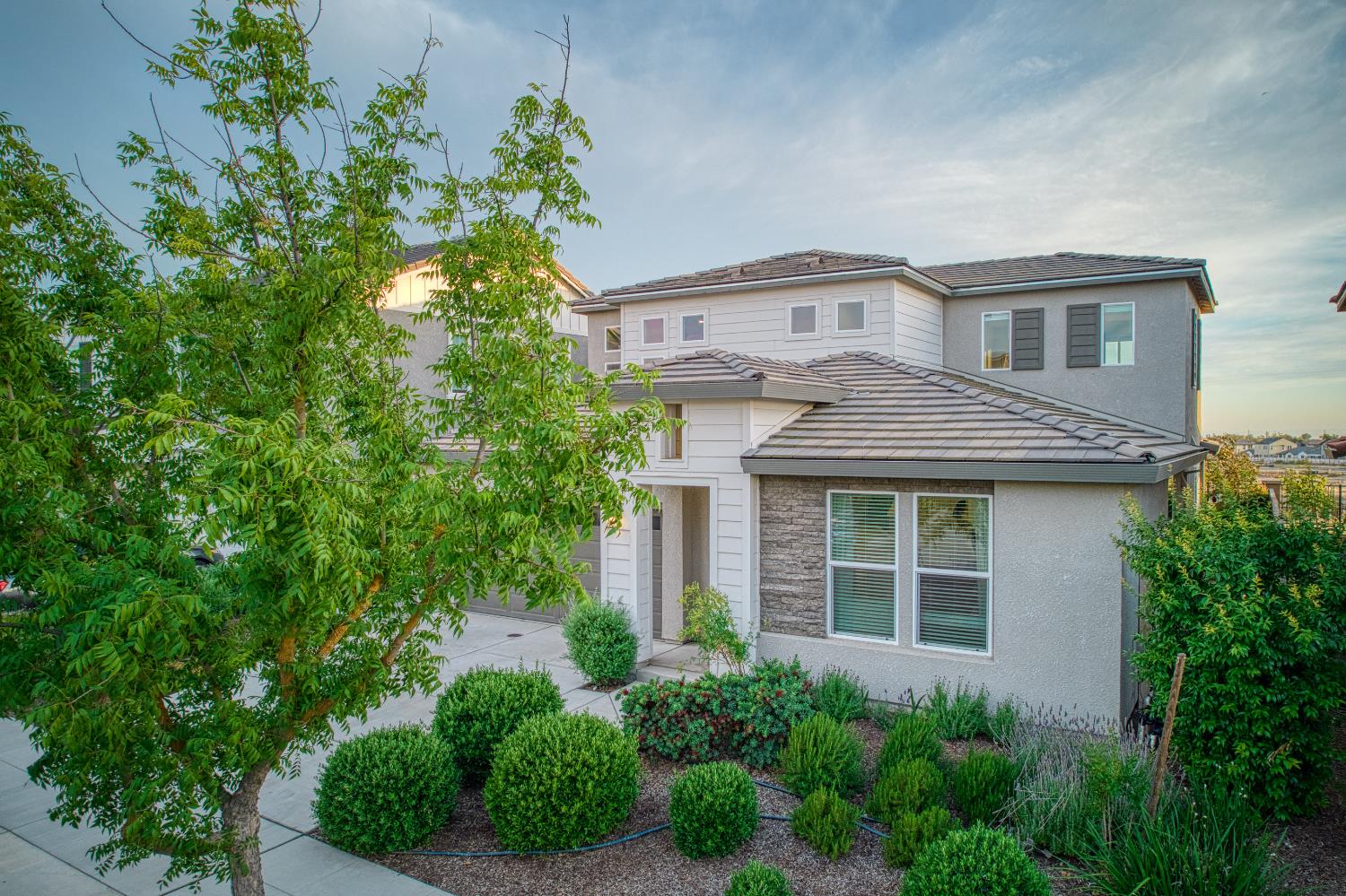4284 Hillside Rd, Madera, CA 93636