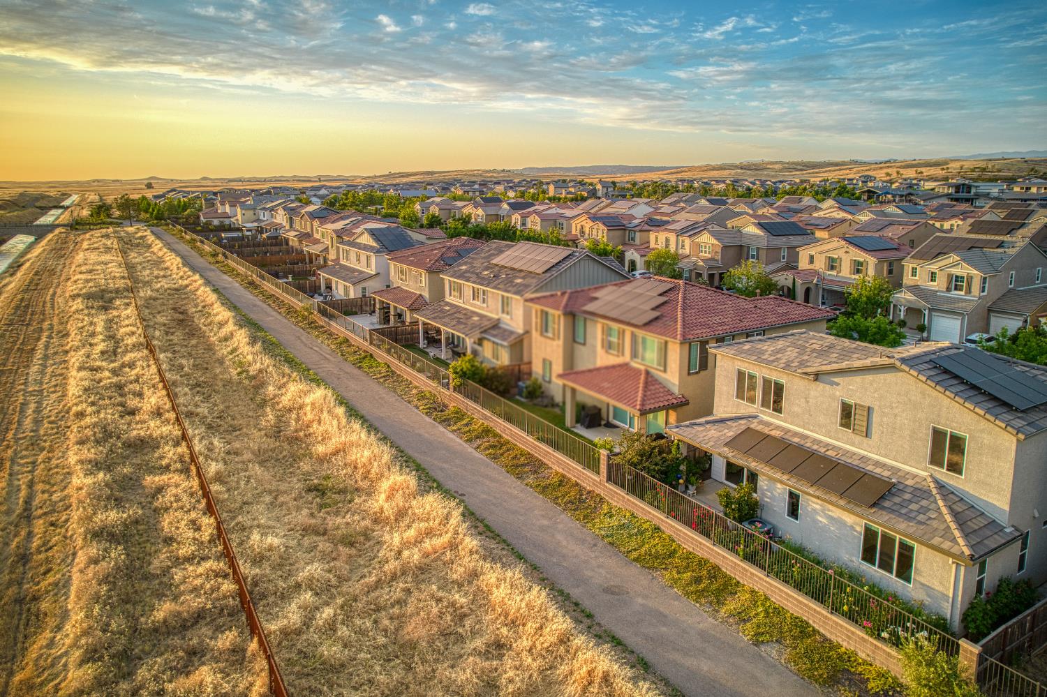 4284 Hillside Rd, Madera, CA 93636