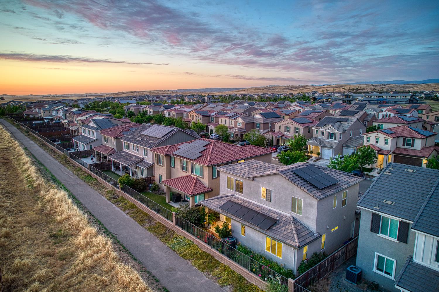 4284 Hillside Rd, Madera, CA 93636