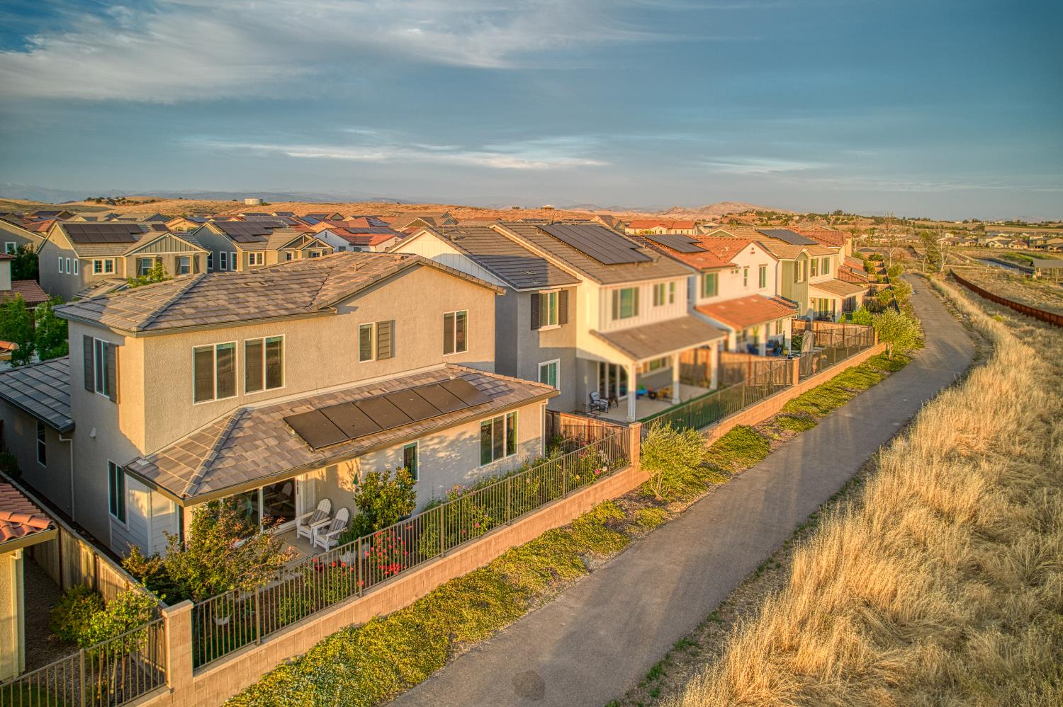 4284 Hillside Rd, Madera, CA 93636