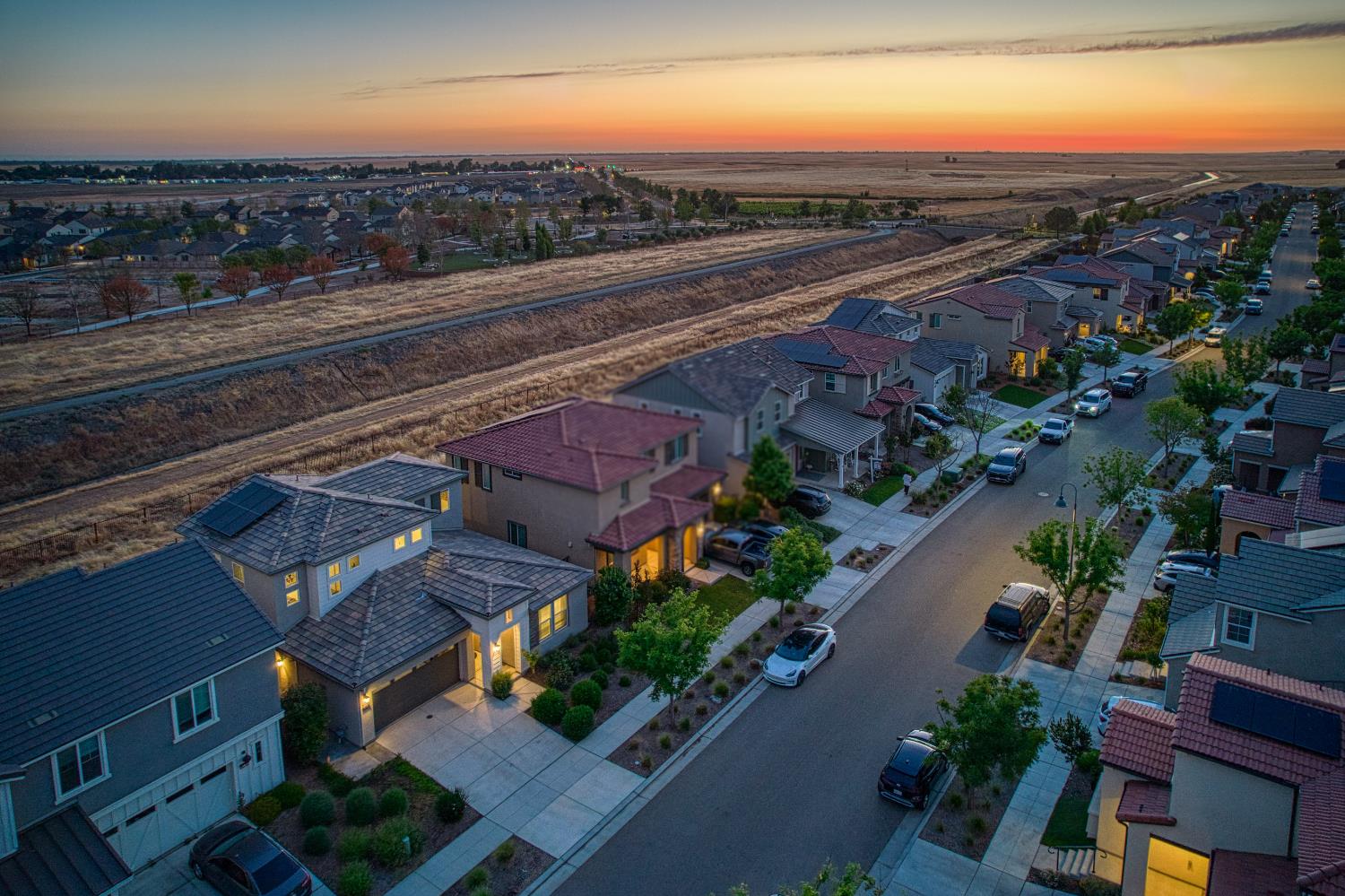 4284 Hillside Rd, Madera, CA 93636
