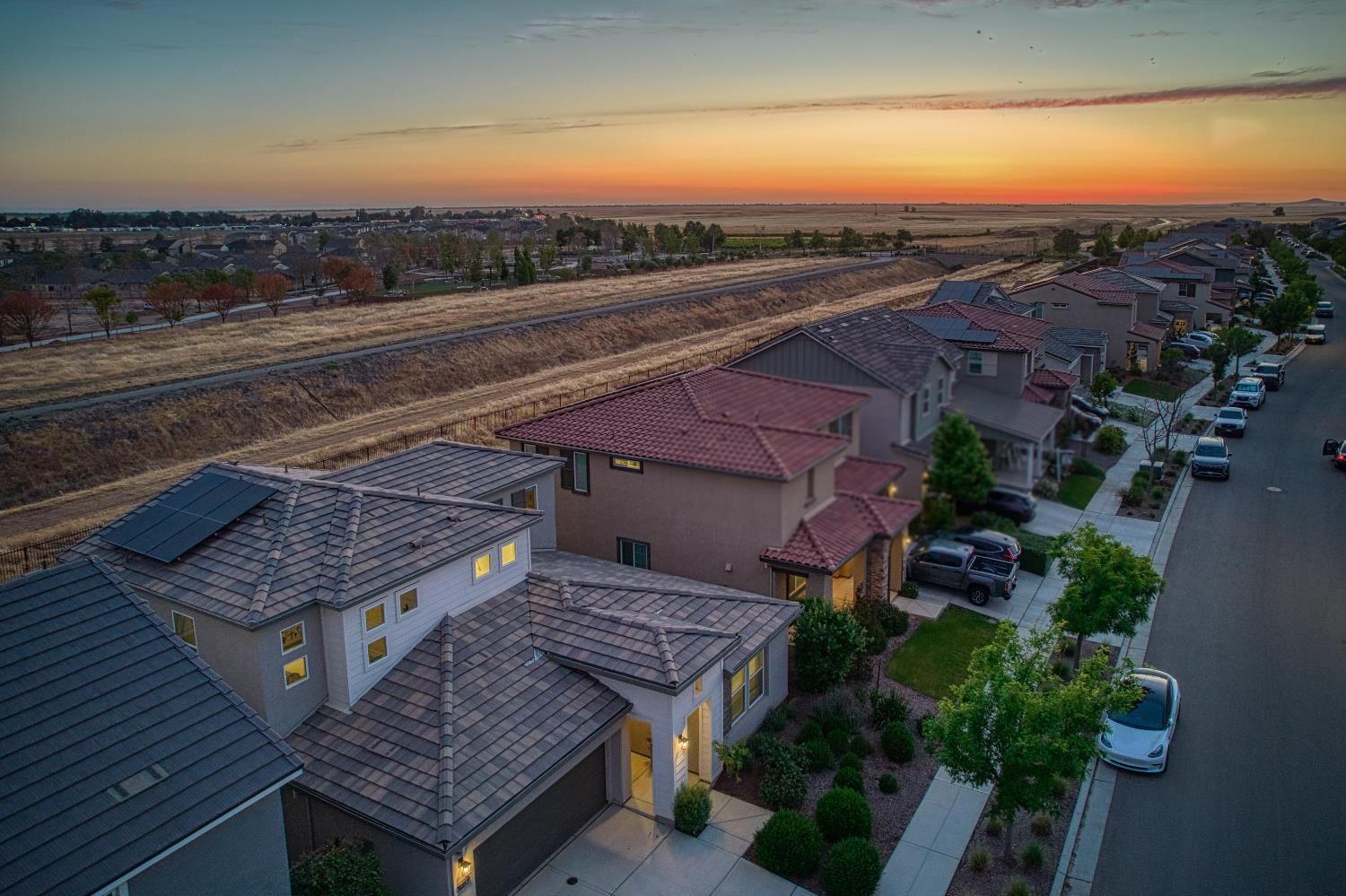 4284 Hillside Rd, Madera, CA 93636