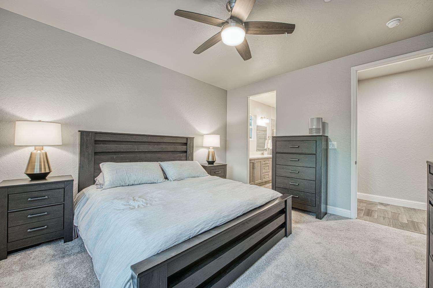 4646 Orchard Hills Rd, Madera, CA 93636