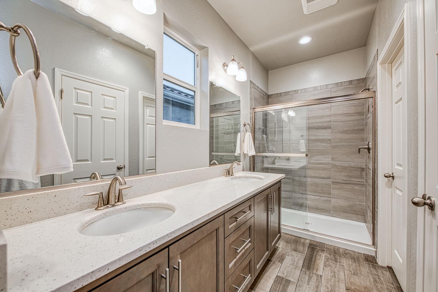 4646 Orchard Hills Rd, Madera, CA 93636