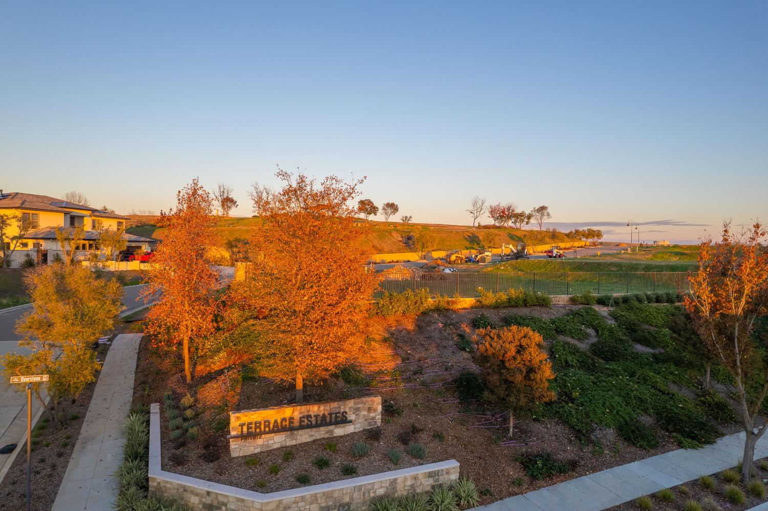 882 Terrace Pl, Madera, CA 93636