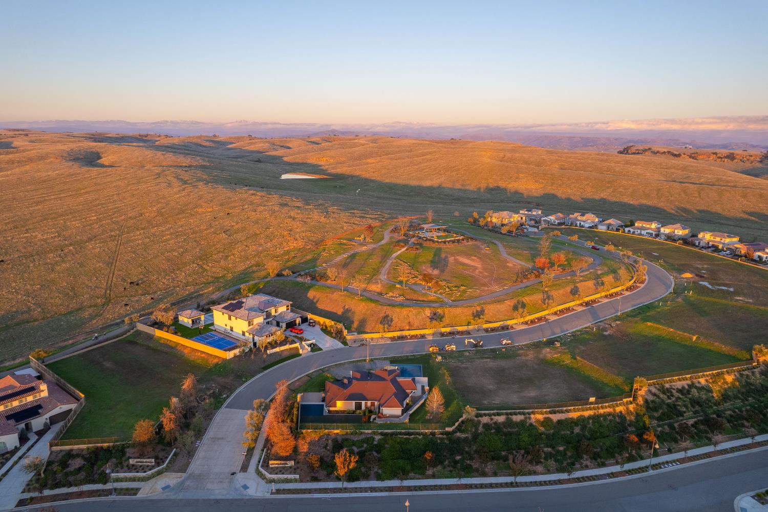 882 Terrace Pl, Madera, CA 93636