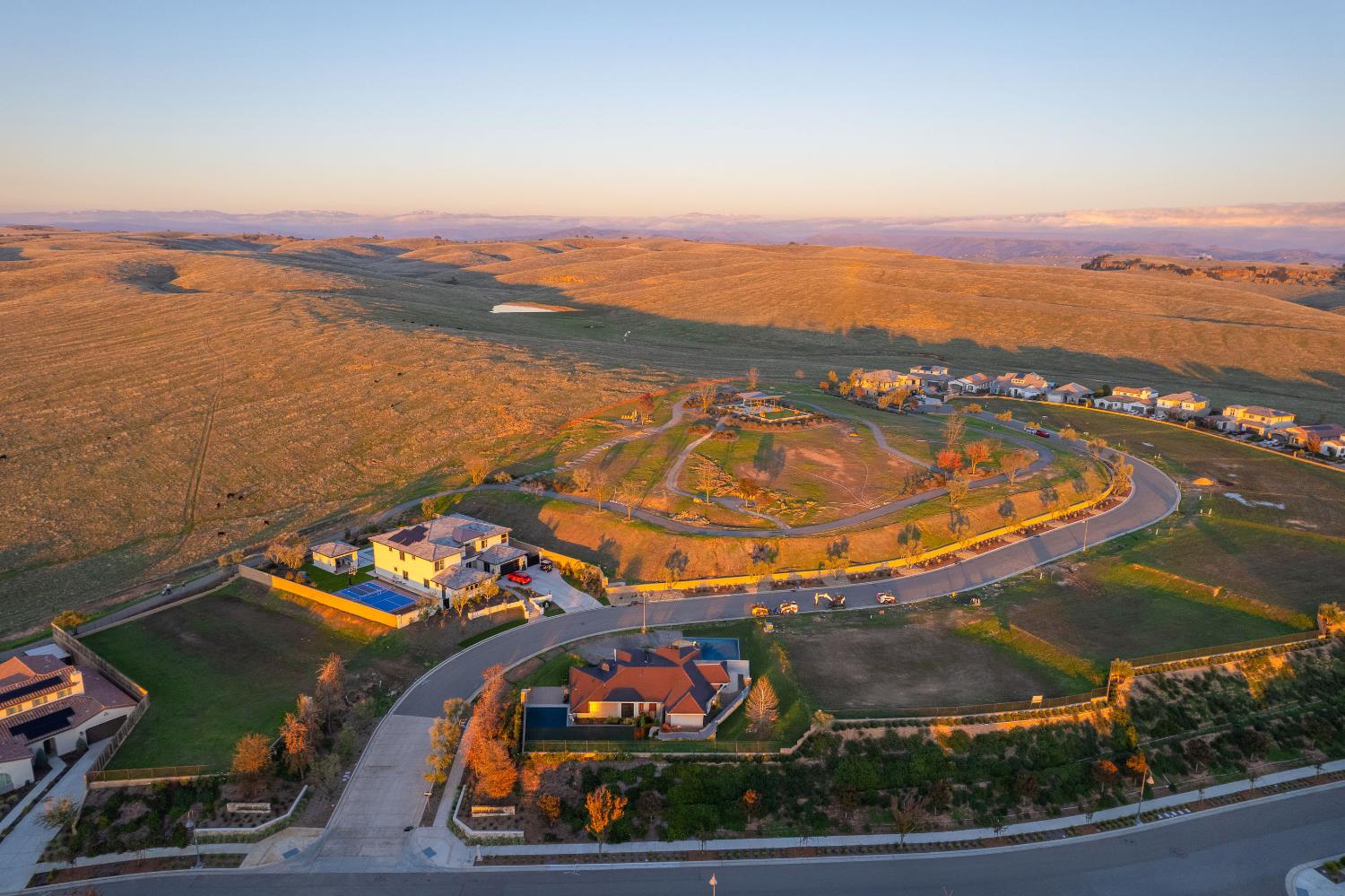 882 Terrace Pl, Madera, CA 93636