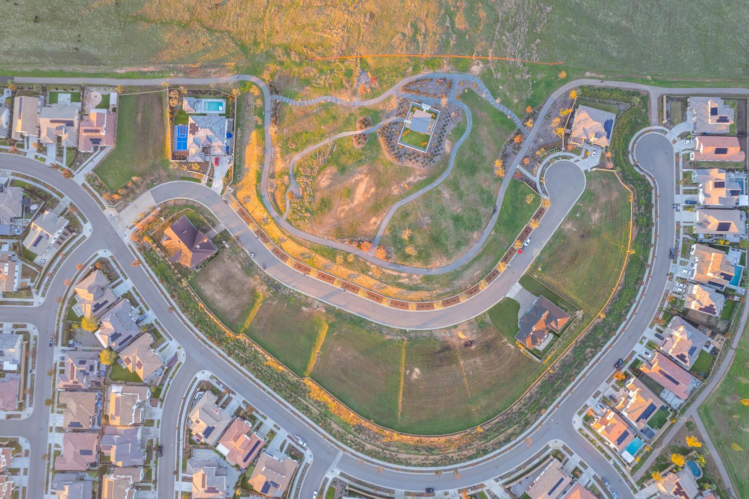 934 Terrace Pl, Madera, CA 93636