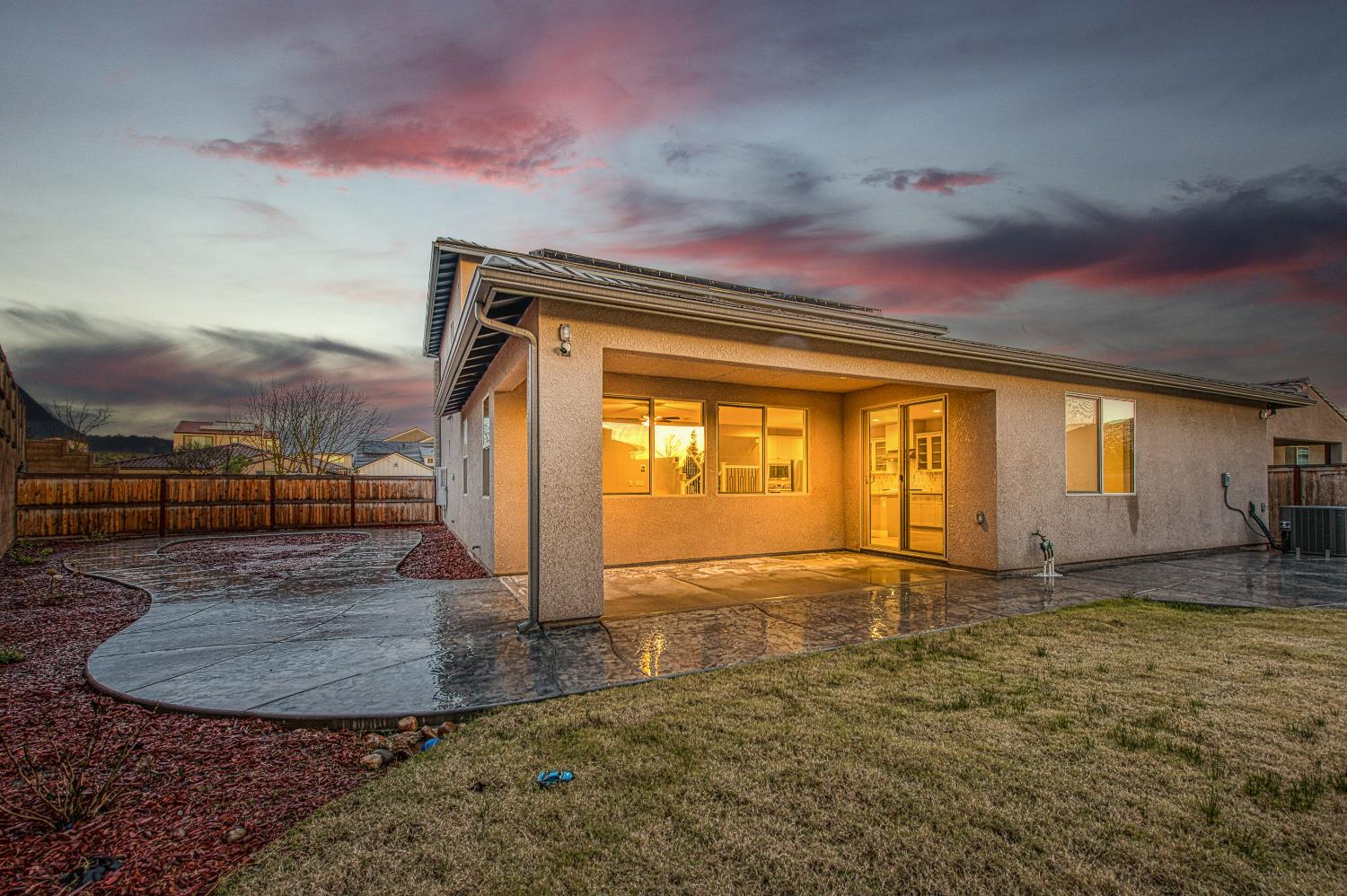 4338 Monarch Pl, Madera, CA 93636