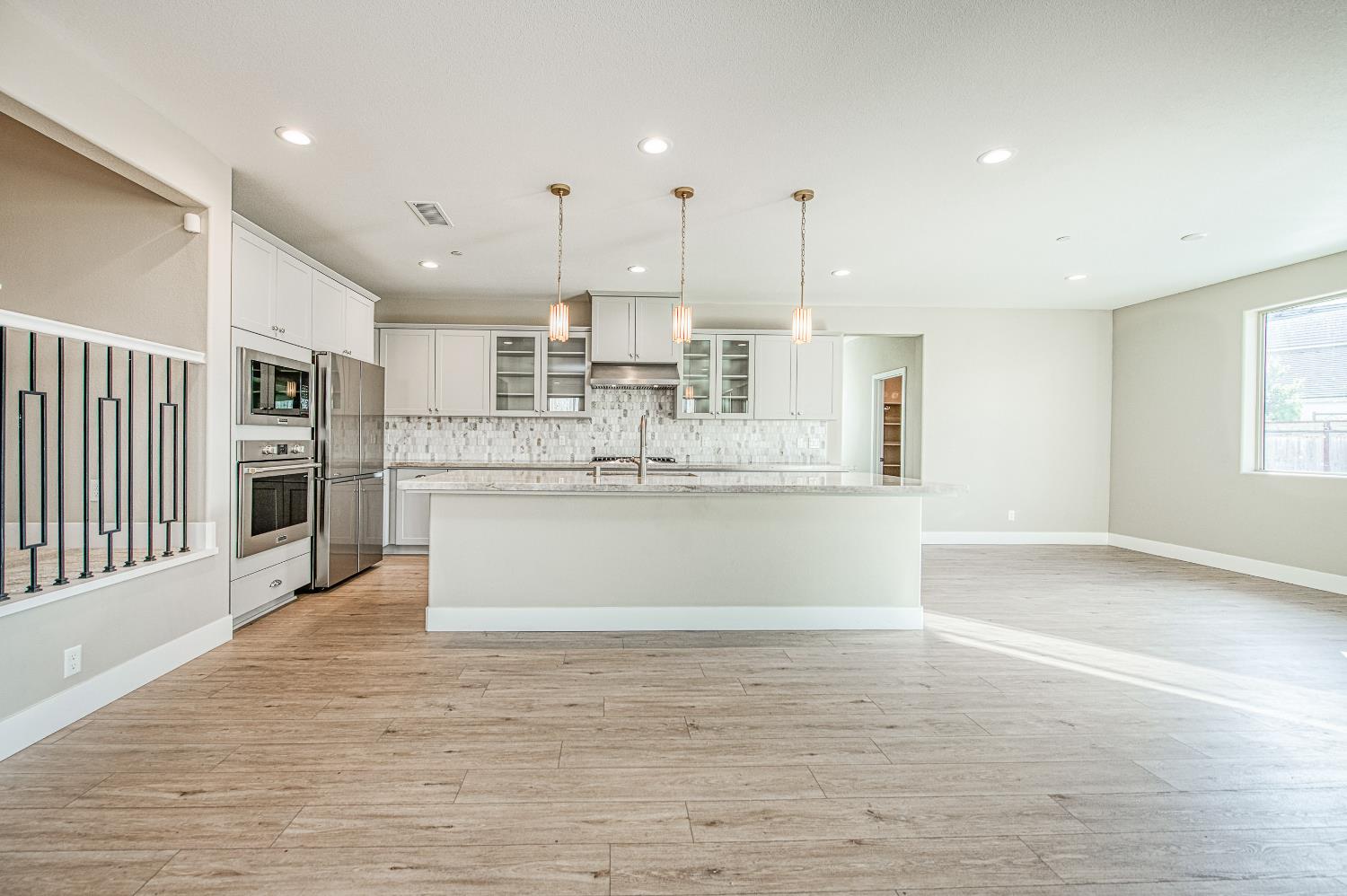 4338 Monarch Pl, Madera, CA 93636