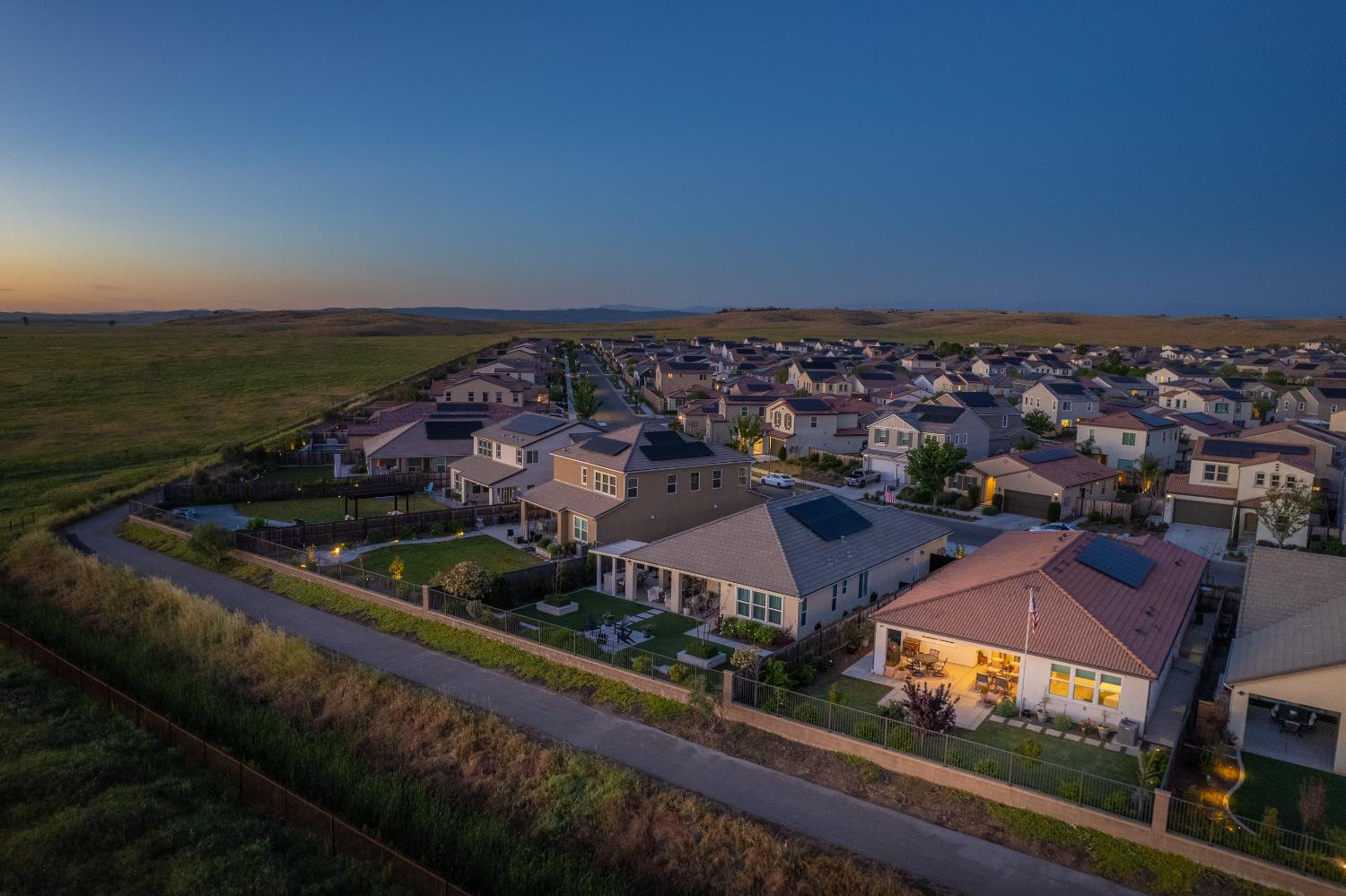 4534 Hillside Rd, Madera, CA 93636