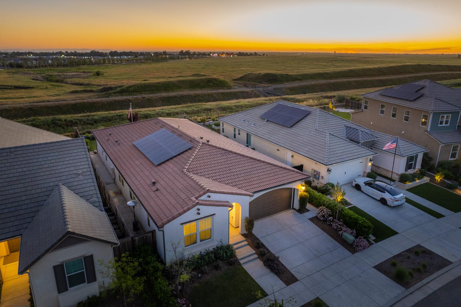 4534 Hillside Rd, Madera, CA 93636