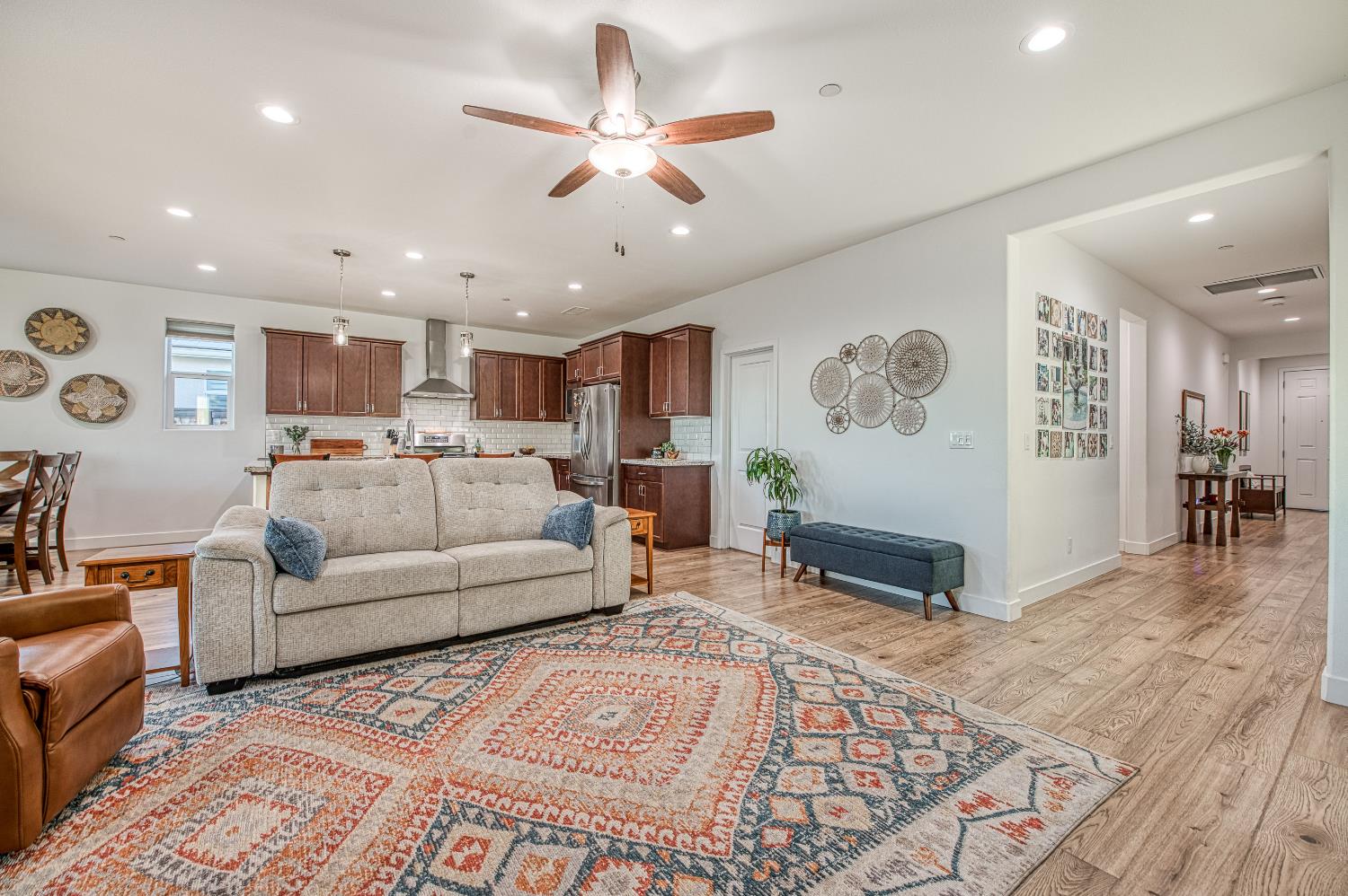 4534 Hillside Rd, Madera, CA 93636