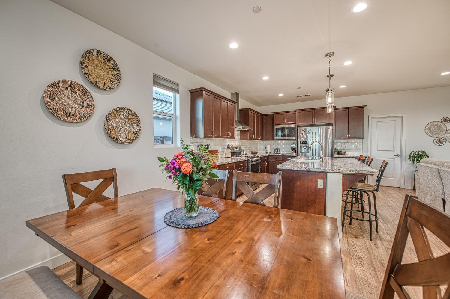 4534 Hillside Rd, Madera, CA 93636