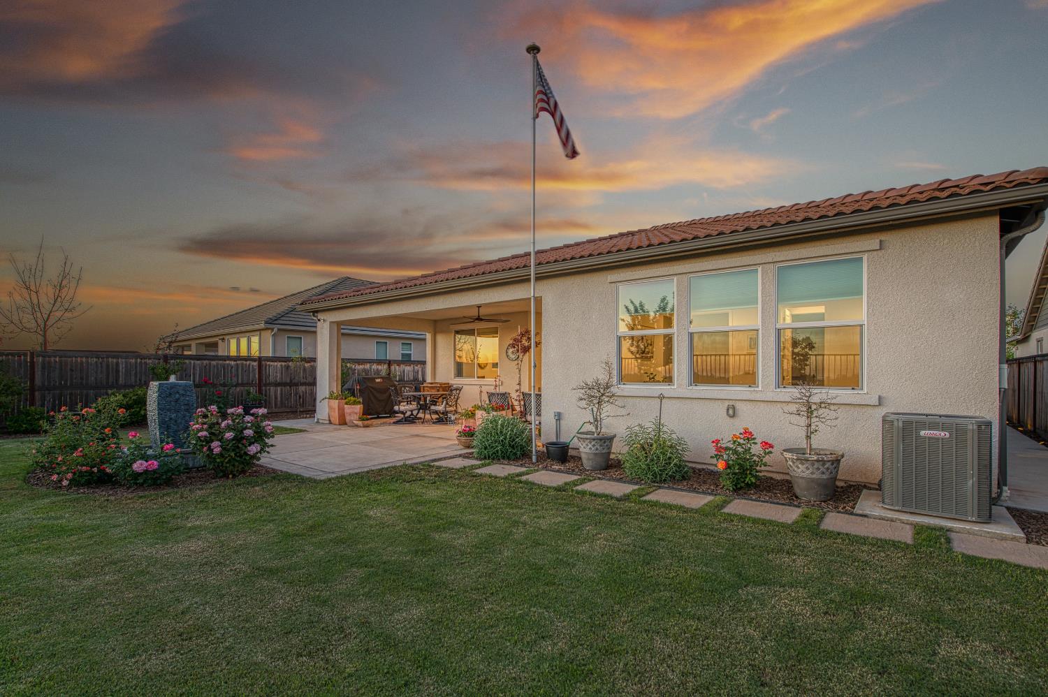 4534 Hillside Rd, Madera, CA 93636