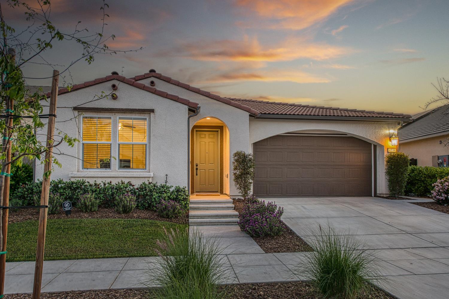 4534 Hillside Rd, Madera, CA 93636