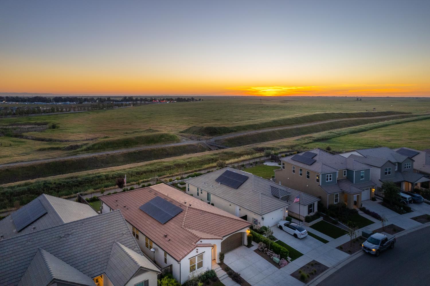 4534 Hillside Rd, Madera, CA 93636