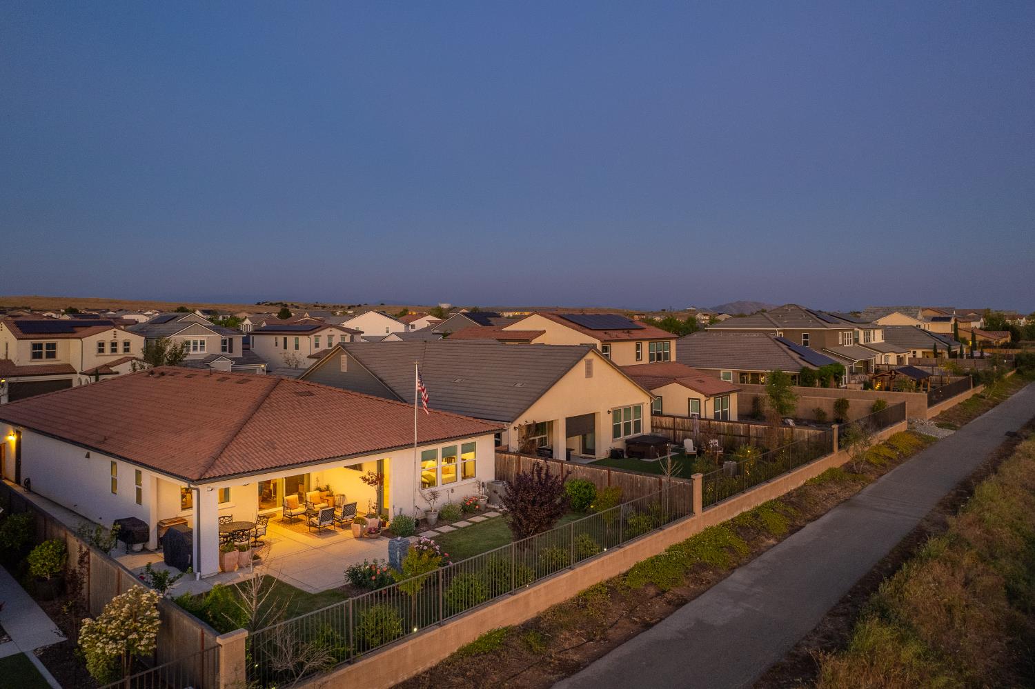 4534 Hillside Rd, Madera, CA 93636