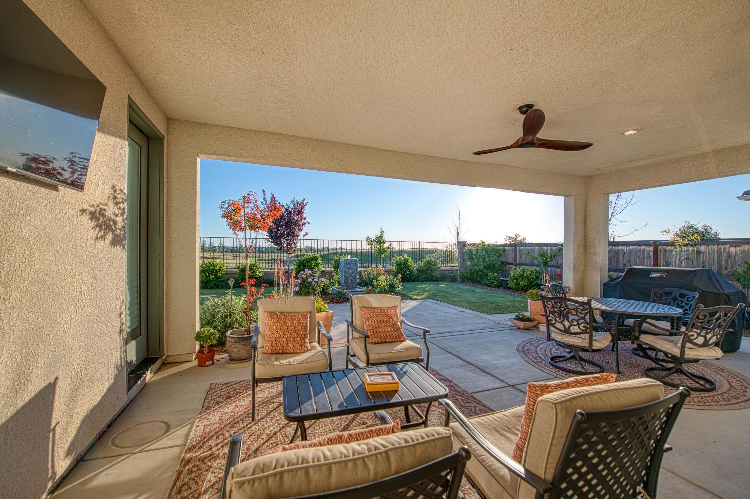 4534 Hillside Rd, Madera, CA 93636