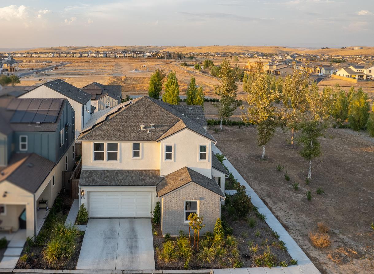 849 Livio Way, Madera, CA 93636