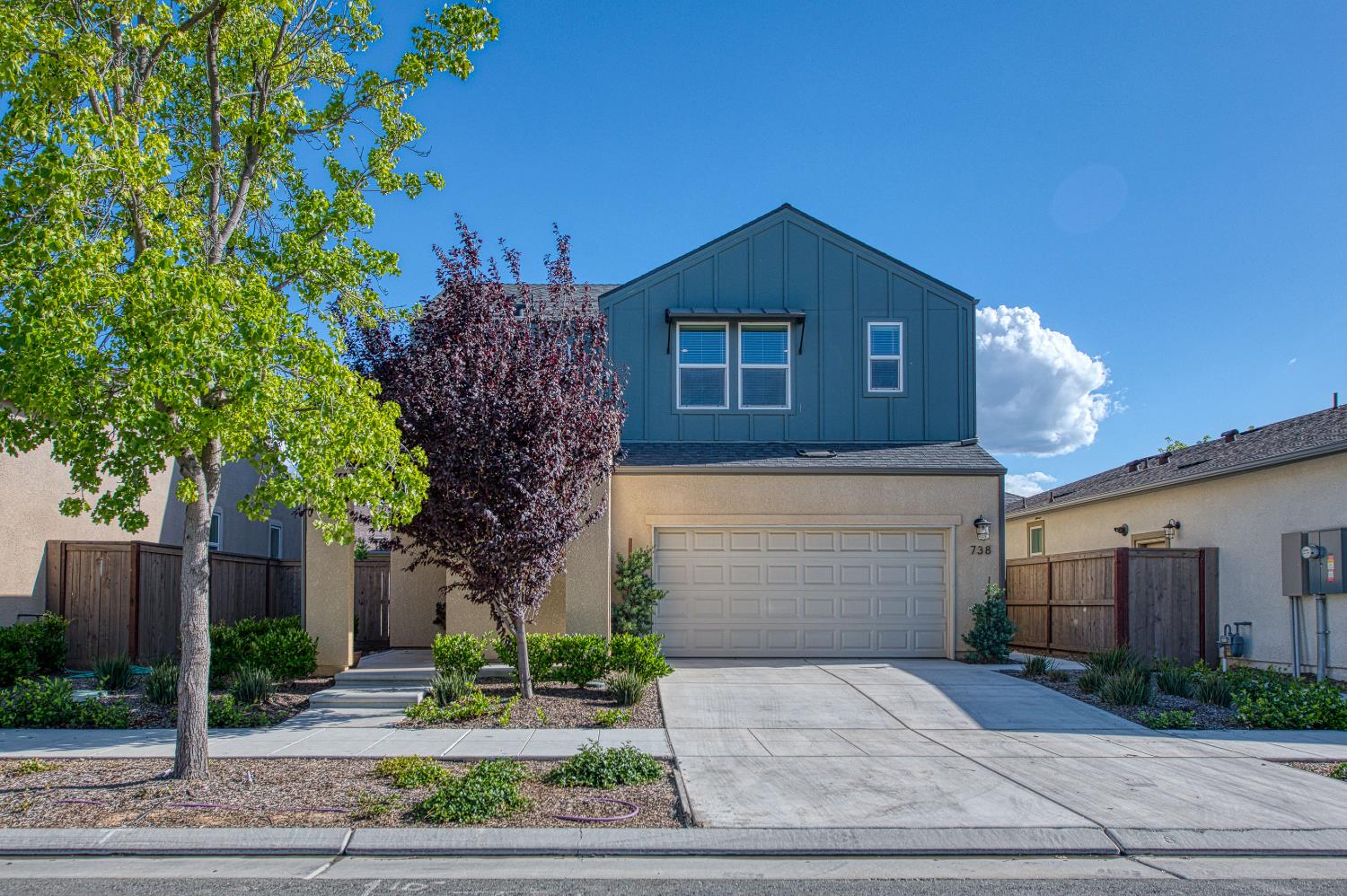 738 Katelyn Ave, Madera, CA 93636