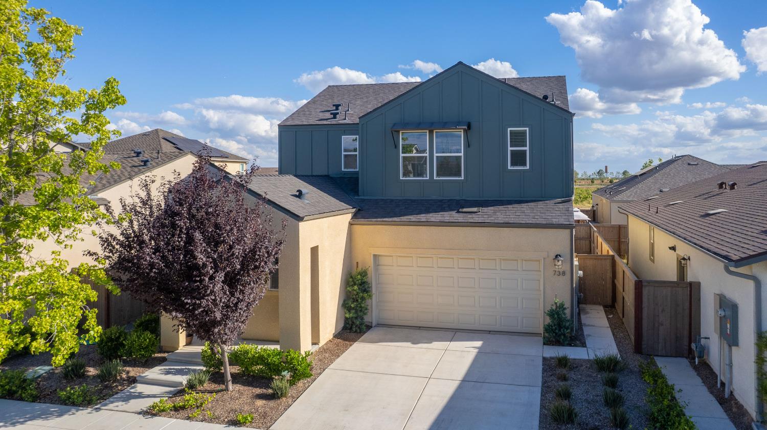 738 Katelyn Ave, Madera, CA 93636