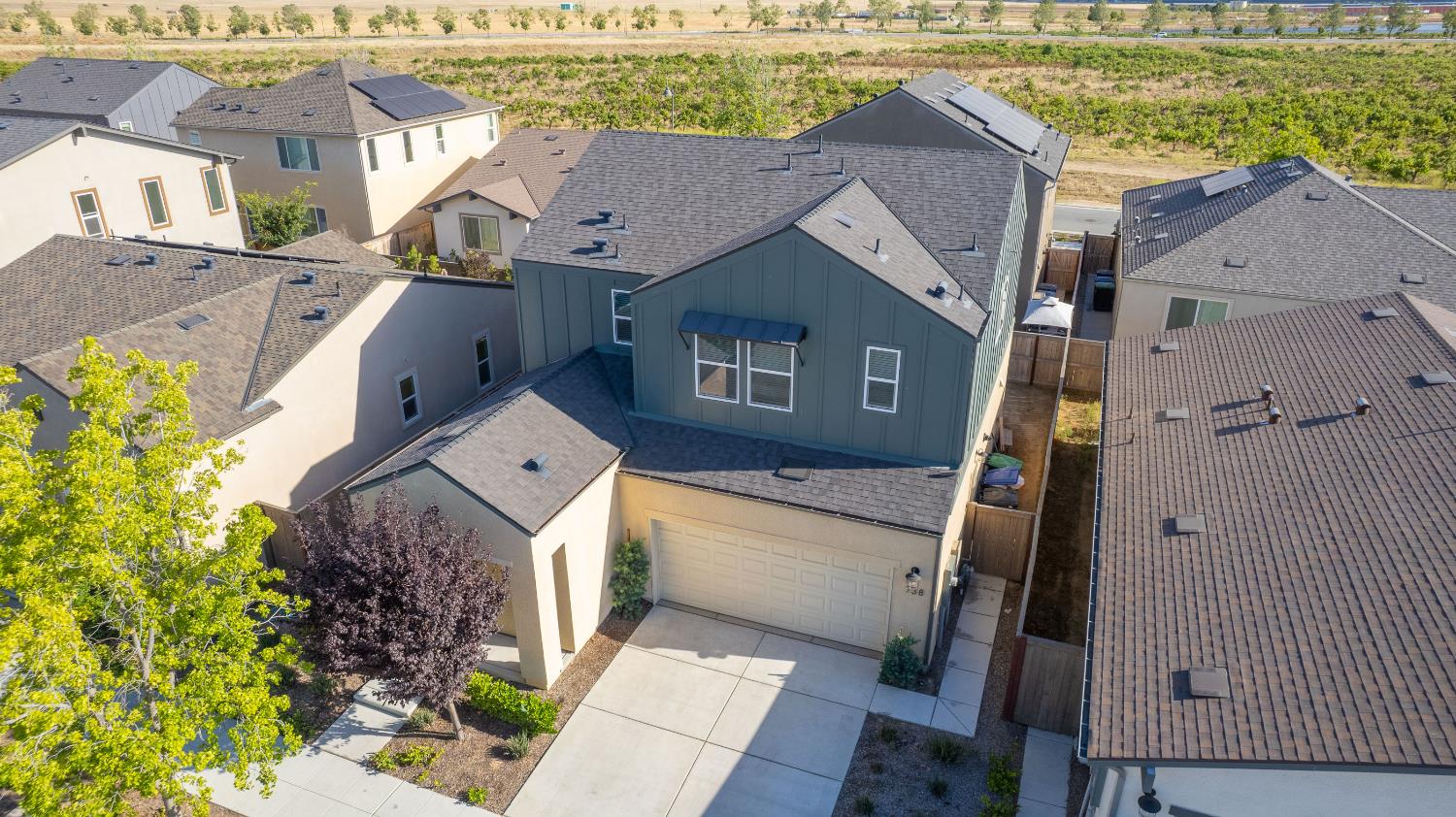 738 Katelyn Ave, Madera, CA 93636