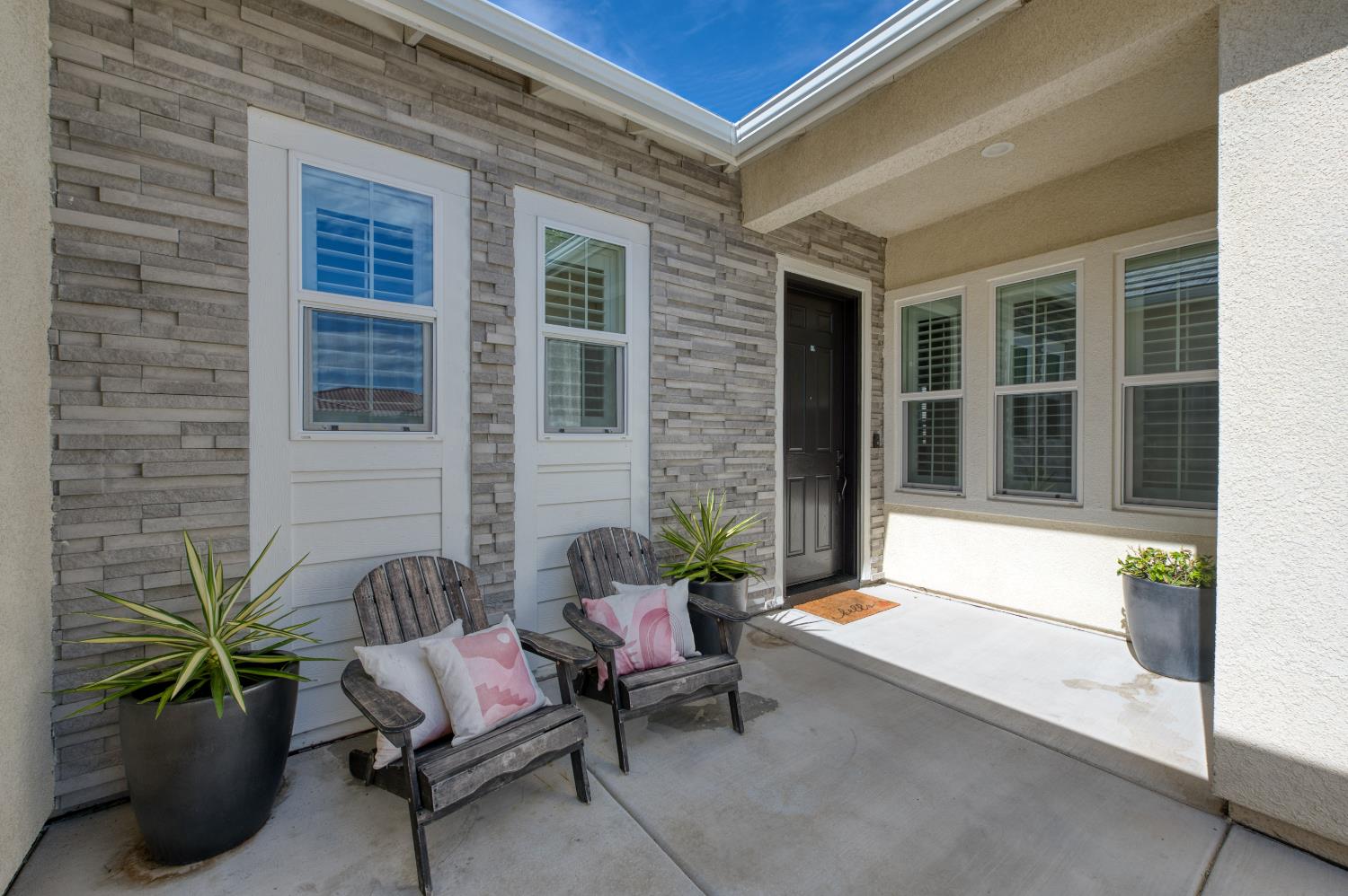 948 Beaver Pond, Madera, CA 93636