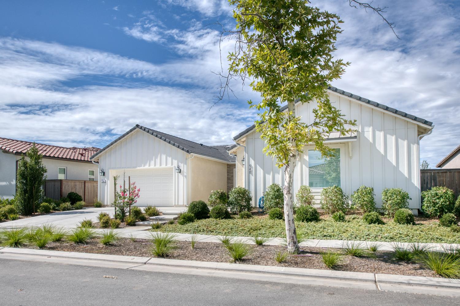 948 Beaver Pond, Madera, CA 93636