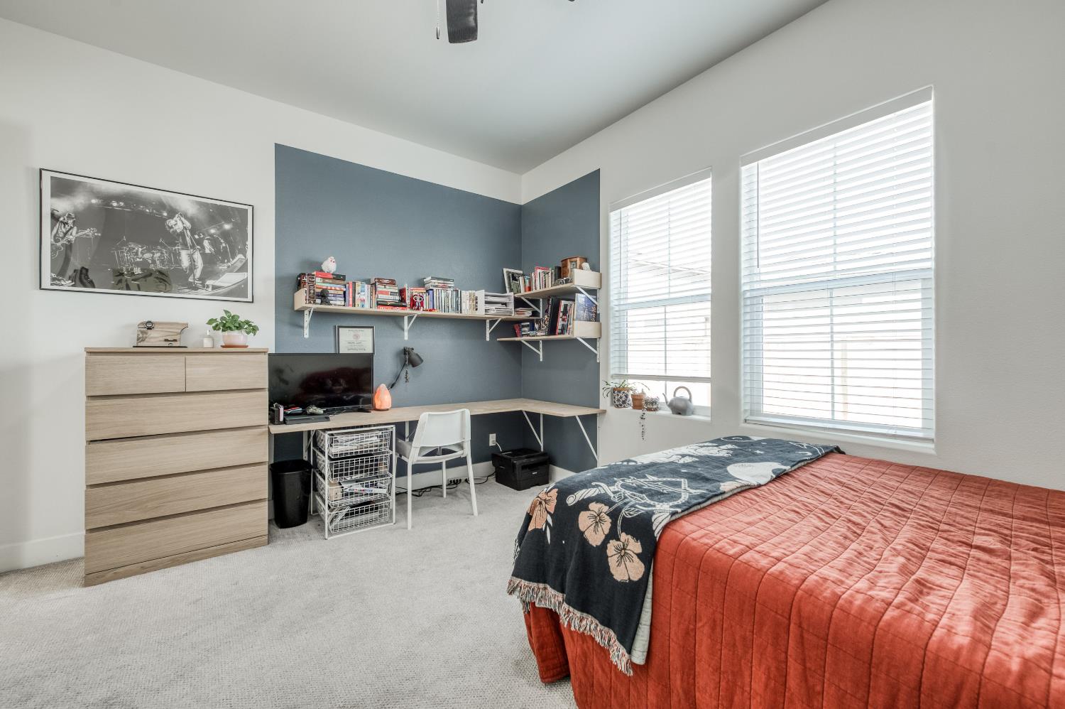 948 Beaver Pond, Madera, CA 93636