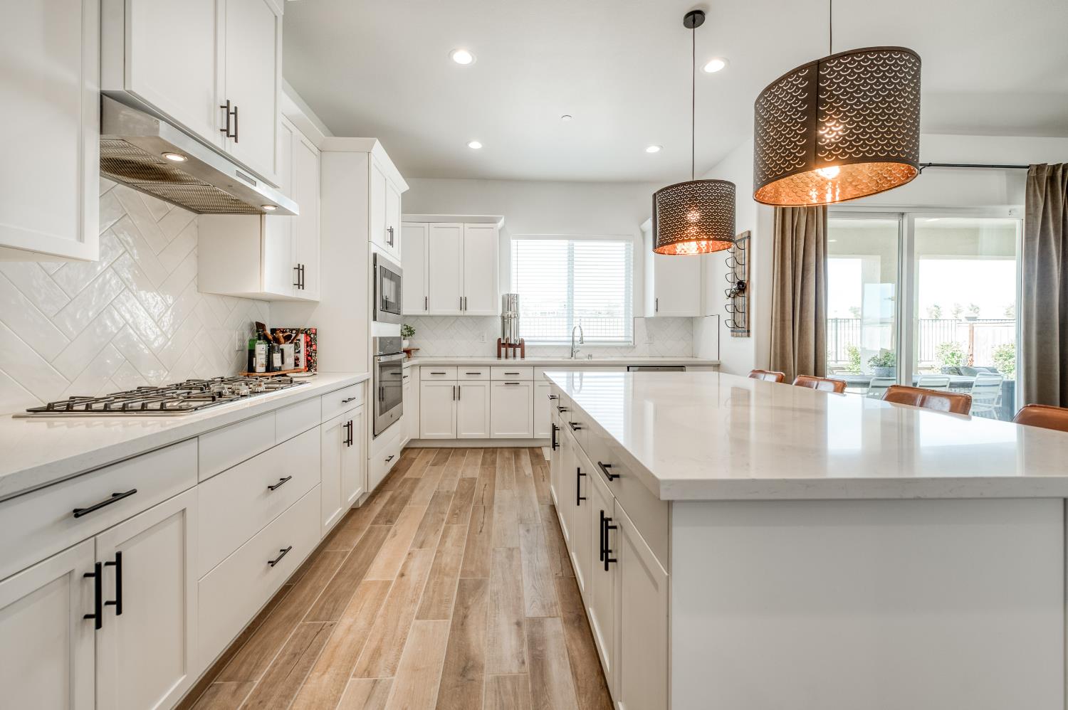 948 Beaver Pond, Madera, CA 93636
