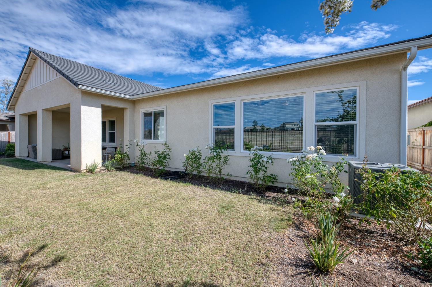 948 Beaver Pond, Madera, CA 93636
